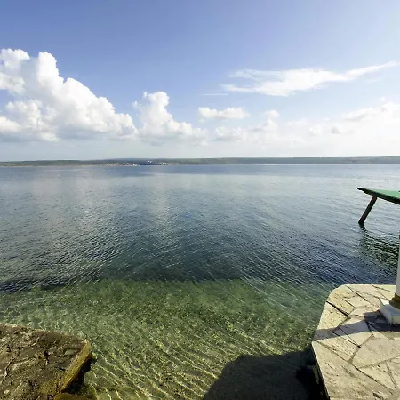 Apartman Skroco-2 By Interhome Maslenica