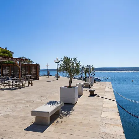 Skroco-2 By Interhome Apartman Maslenica