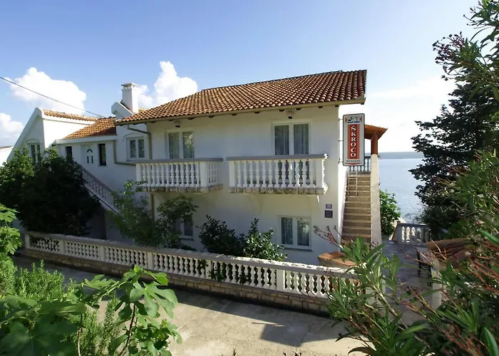 Skroco-2 By Interhome Maslenica