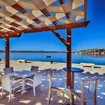 Skroco-2 By Interhome