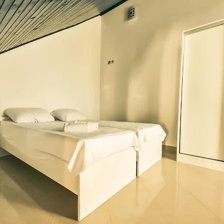 Skroco-2 By Interhome شقة